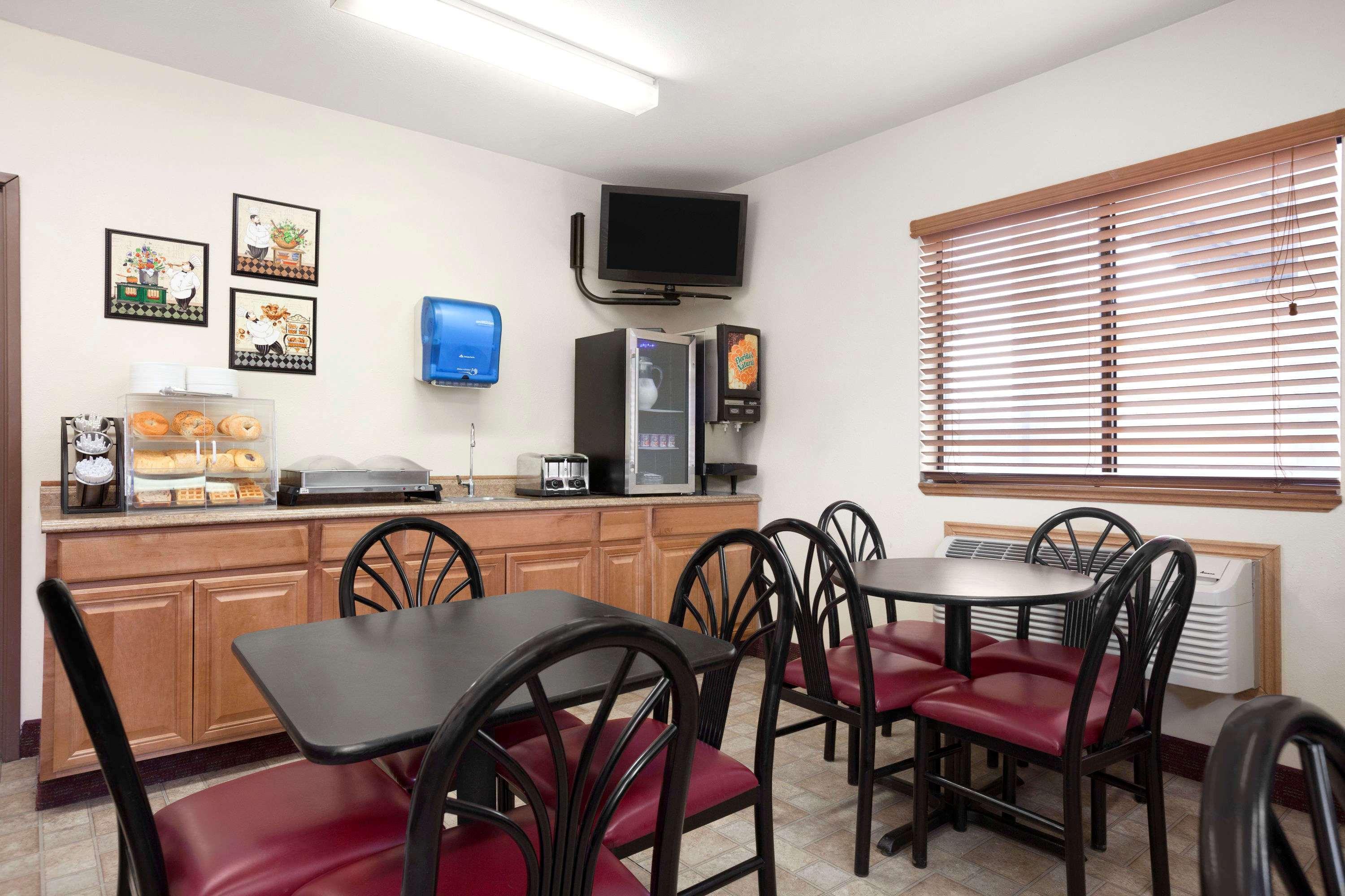 Travelodge By Wyndham Elko Nv Ngoại thất bức ảnh
