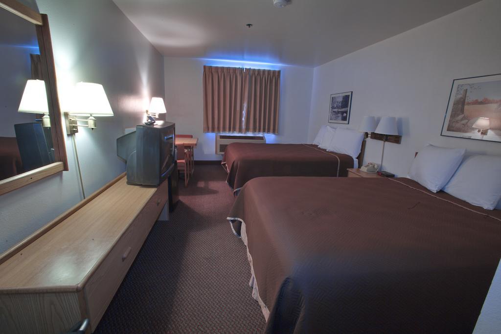 Travelodge By Wyndham Elko Nv Ngoại thất bức ảnh